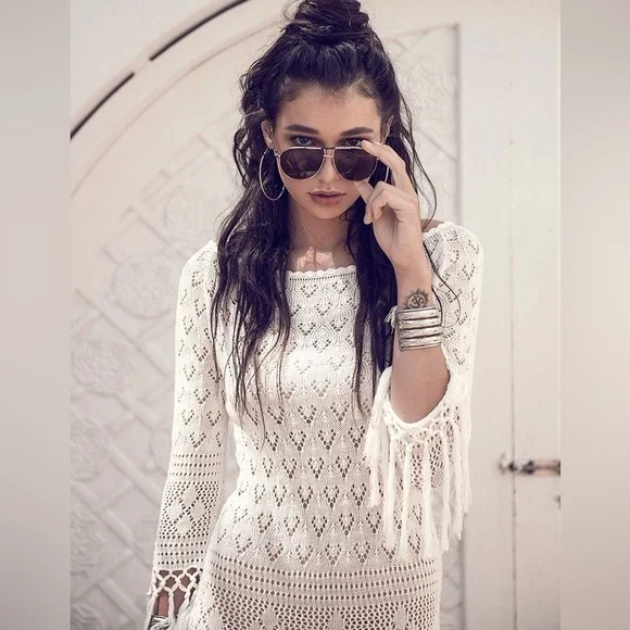 EUC Spell & the Gypsy Collective White Leila off the Shoulder Mini Dress - Picture 6 of 17